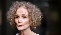Gai Thompson, who was a member of the class action against mesh manufacturer Johnson & Johnson, has called the senate inquiry ‘a welcome step forward for sufferers like me’.