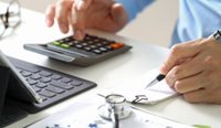 The calculator is designed to differentiate between different types of practice and locations.