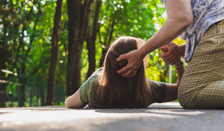 Person collapsed from seizure