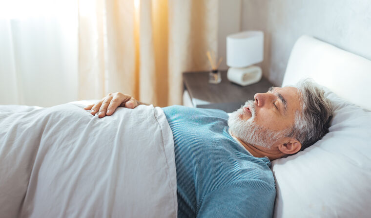 Man with sleep apnoea
