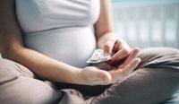 Paracetamol is one of the few ‘relatively safe’ medications for treating pain in pregnancy.