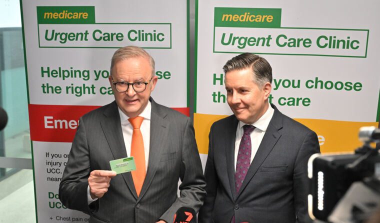 Prime Minister and Health Minister at a UCC