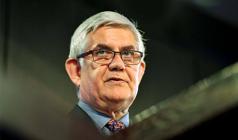 Federal Minister for Indigenous Health Ken Wyatt believes government support is critical to improving the health of Aboriginal and Torres Strait Islander peoples. (Image: Mick Tsikas/AAP)