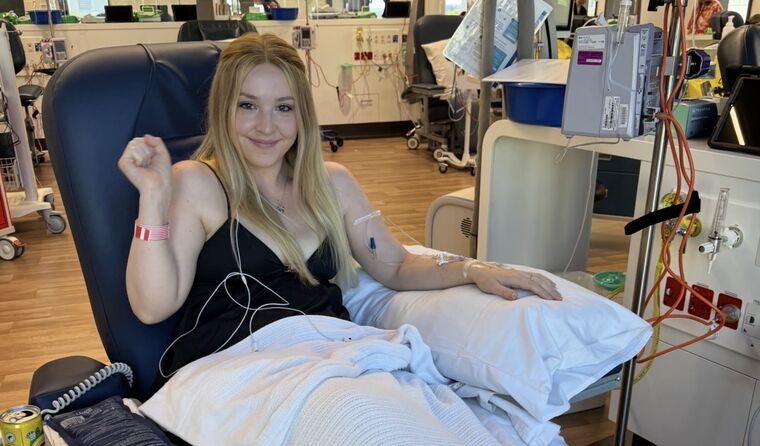 Ashleigh Middleton getting cancer treatment.