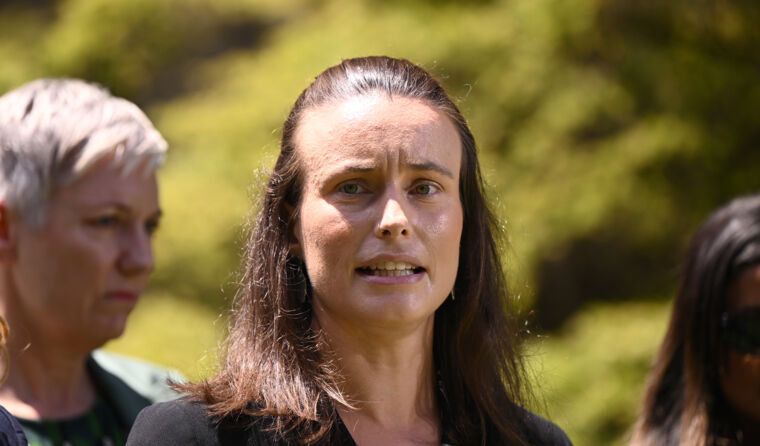 Dr Amanda Cohn
